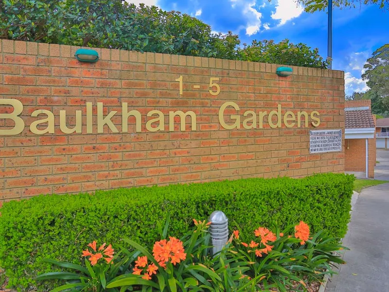 BAULKHAM GARDENS IS AN EXCLUSIVE COMPLEX FOR PEOPLE OVER 55 YEARS OLD