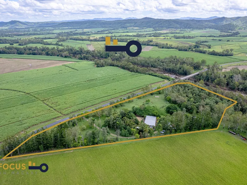 7.51 ACRE PROPERTY/HOBBY FARM ON CATTLE CREEK