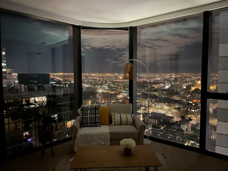 Experience Unparalleled Views at Melbourne Aurora!