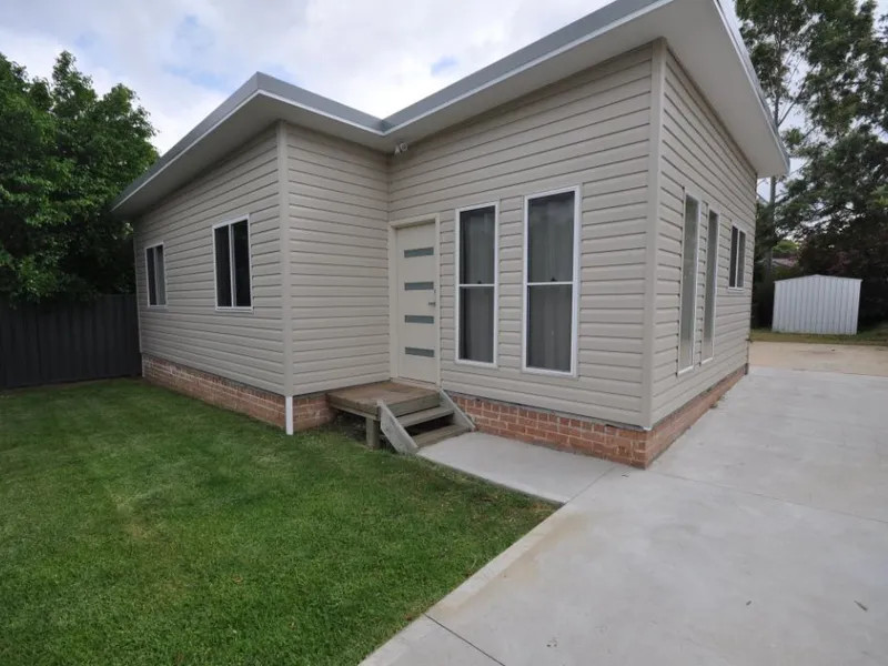 Modern granny flat with secure parking