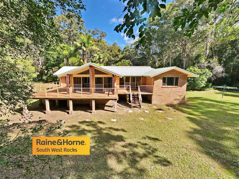 Arakoon Acreage With Development Potential