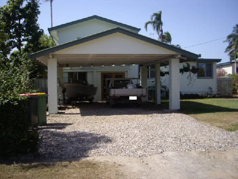 LARGE FAMILY HOME - NEW FAMILY NEEDED !