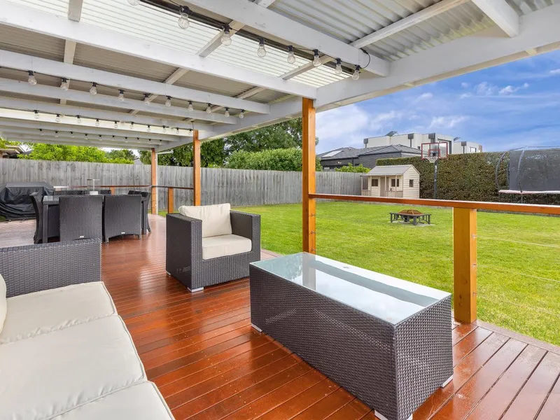 Spacious Family Home - Furnished