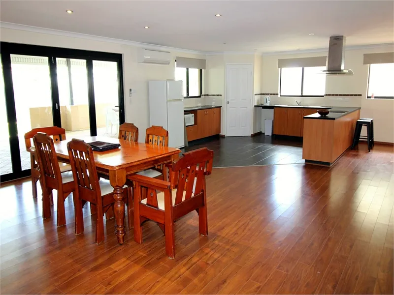 Big, Bold & Beautiful