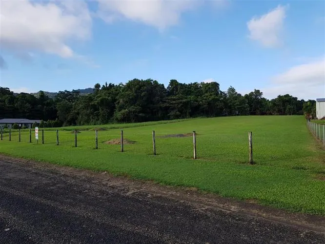 GORGEOUS ONE ACRE BLOCK @ JUBILEE HEIGHTS