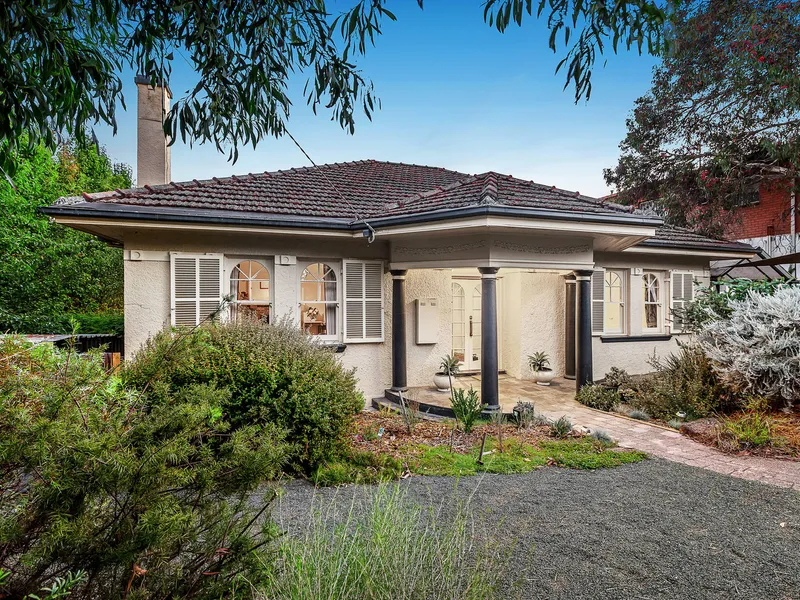 Studley Park Art Deco Residence With Potential