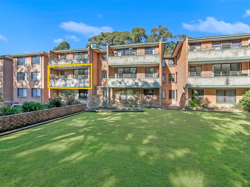 Huge 3 Bedroom Unit in Leafy North Parra Location