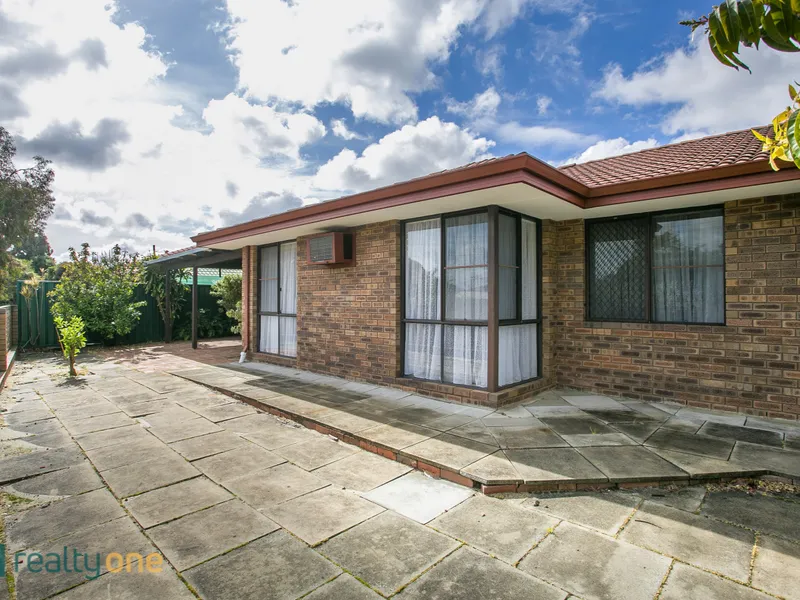 SPARKLING LITTLE GEM