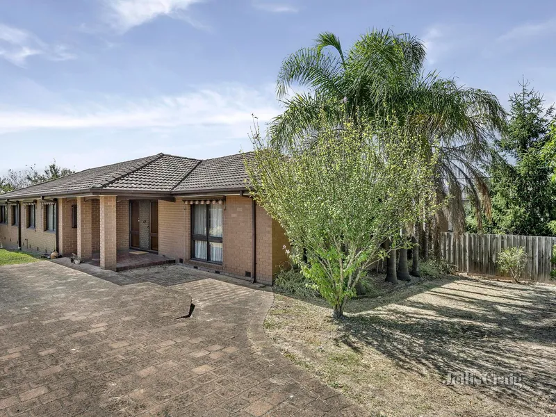 Exceptional Westfield opportunity with north facing backyard - DD08
