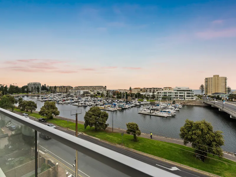 Boutique Luxury with Sweeping Water Views