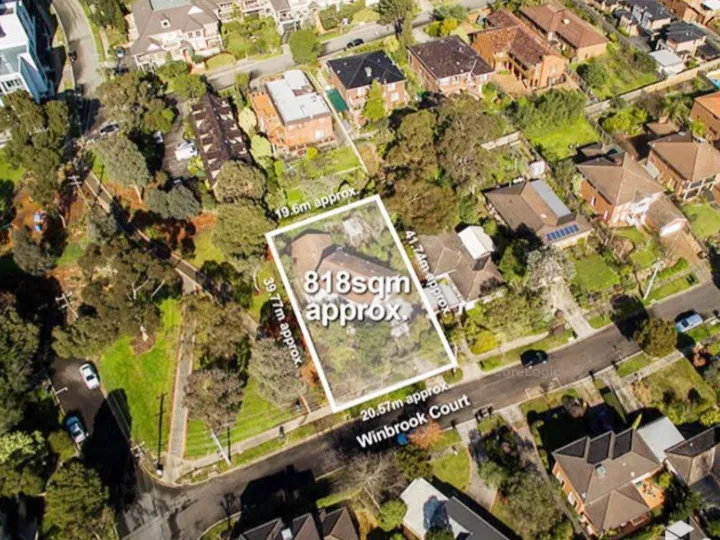 Endless Possibilities on this DD08 Block Of Land!