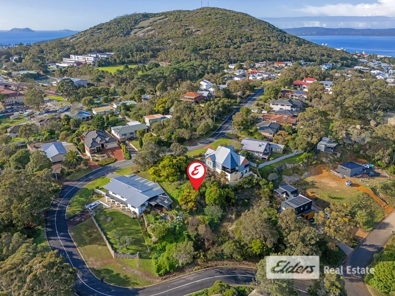 Prime Central Land Offering – 1,374sqm Elevated With Views