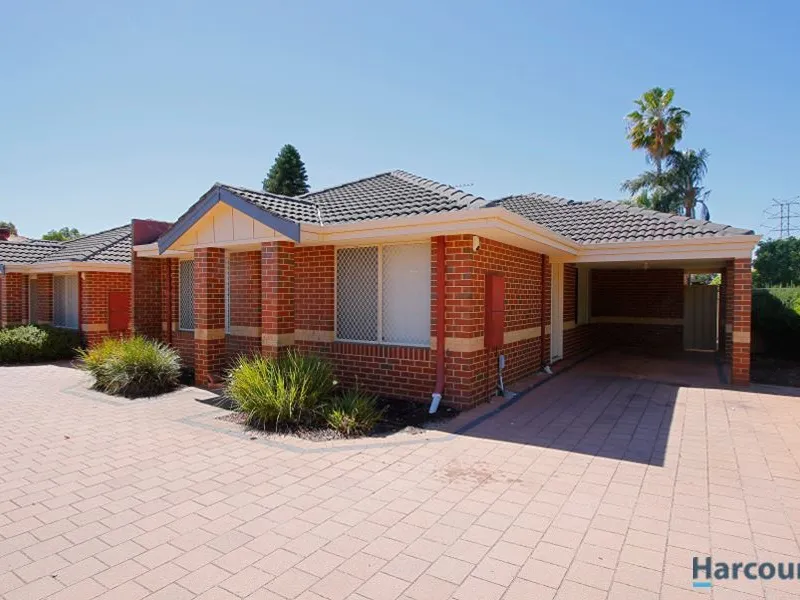 4 Bed & 2 Bath Home in Bentley in a Fantastic Location