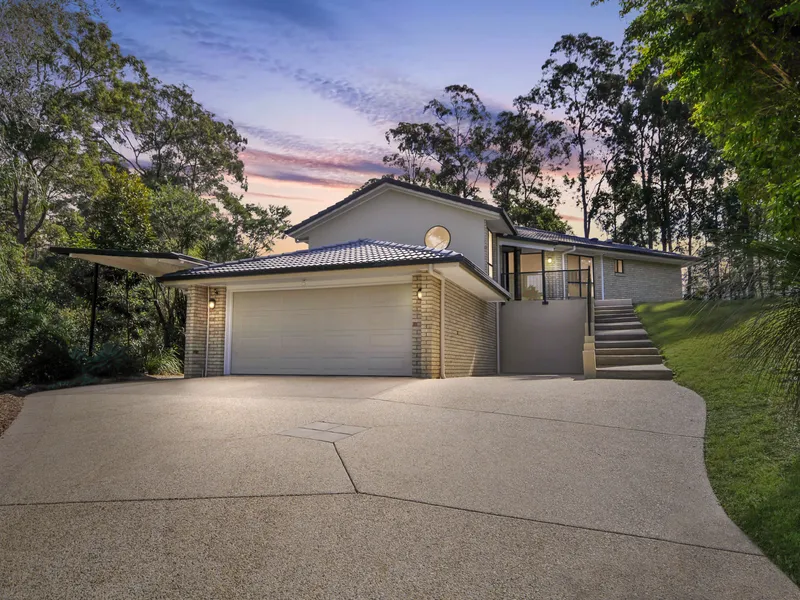 One Owner Entertainer on over Half an Acre! 2564sqm With Caravan/Boat Parking