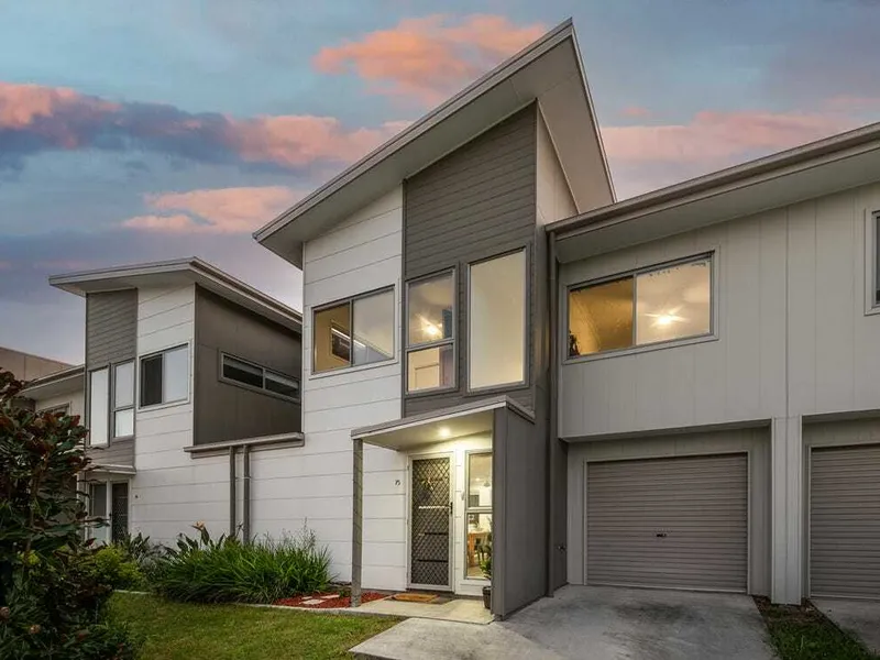 Beautiful three bedroom townhouse ready to call home