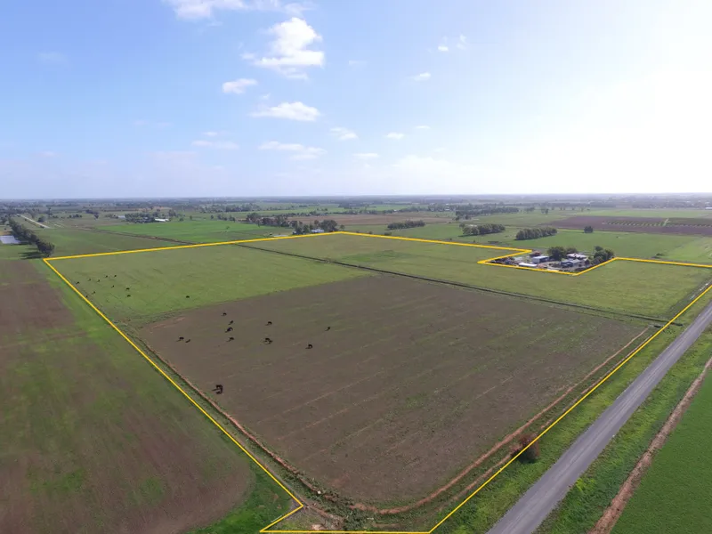 Hobby farm or Turn out block