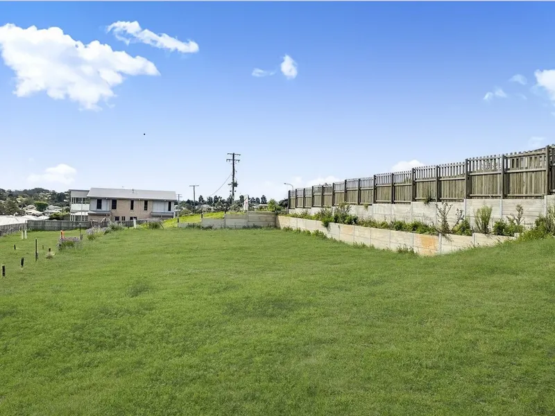 679M2 BLOCK OF LAND @ DARLING HEIGHTS, READY TO BUILD ON NOW