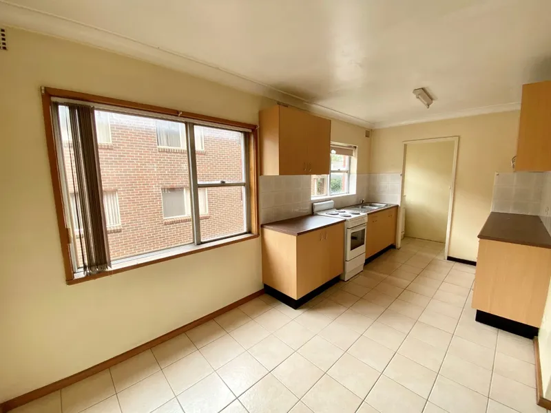 SPACIOUS AND BRIGHT