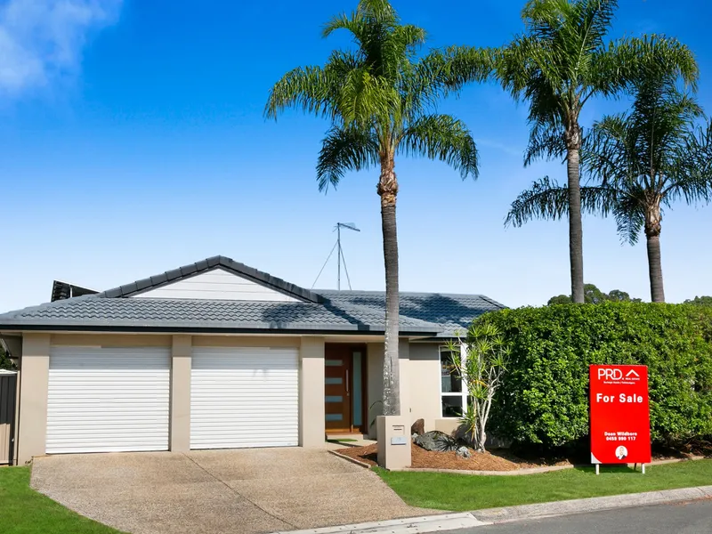 Spacious family home with a pool, close to Robina Common