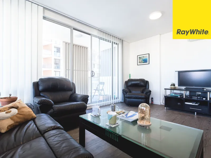 SPACIOUS TWO BEDROOM APARTMENT IN CONVENIENT LOCATION WITH FURNISHED OPTION AVAILABLE
