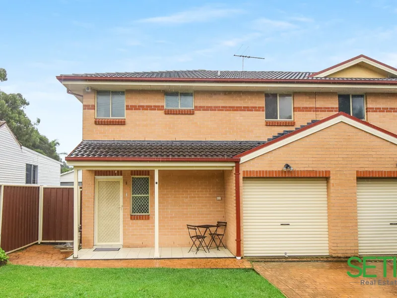 Immaculate Townhouse