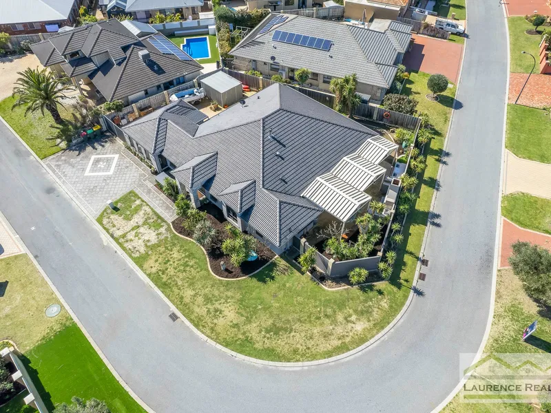 A PROPERTY WITH PLENTY OF POTENTIAL