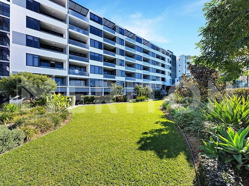 BRIGHT & SUNNY ONE BEDROOM IN THE POPULAR BOTANIA COMPLEX
