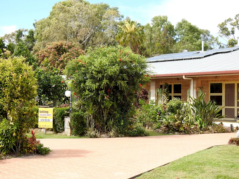 Large House for Sale in Tinnanbar