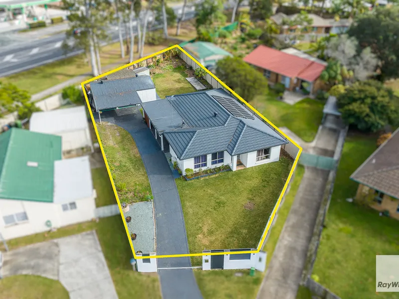 Family Home in a Cul-De-Sac