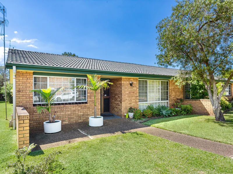 Pre registered attendance only at auction