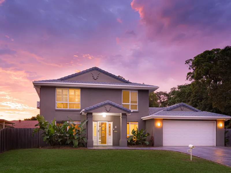 THE PERFECT BLEND OF DESIGN & FAMILY LIVING!