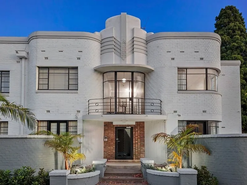 Art Deco Two Bedroom Apartment With City Views - Partially Furnished