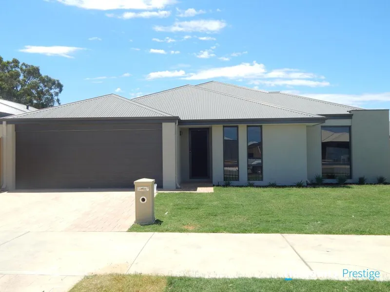 Spacious and Well Located 4x2 Family Home, with Room for Everyone!