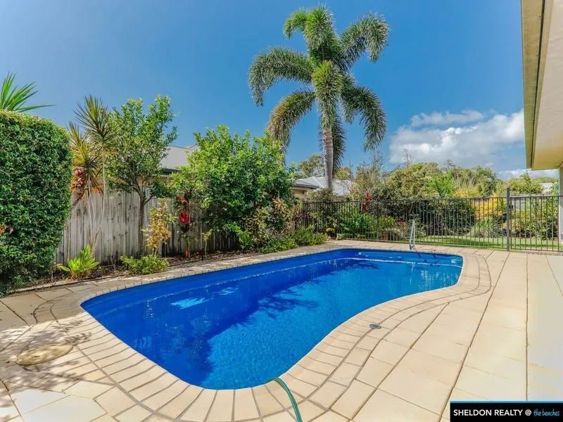 Great Trinity Park Family Home with Inground Pool!
