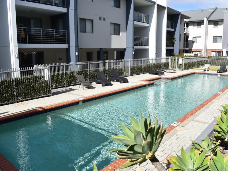 Resort living, Fully Furnished Apartment ... only $475 P/W