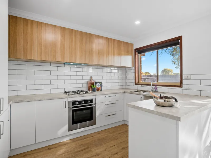 Updated unit in sought-after pocket