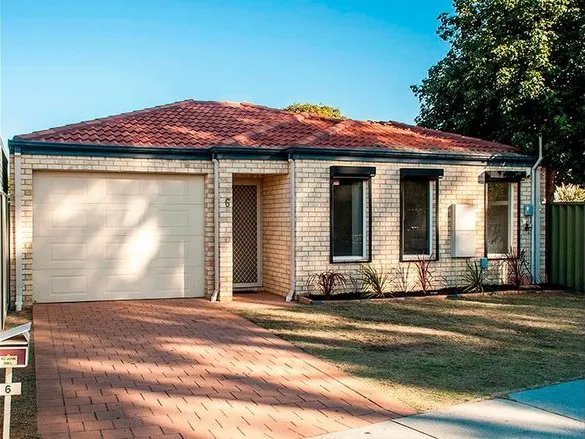 QUIET STAND - ALONE HOME