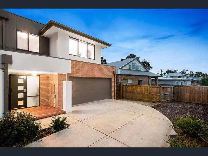 Stylish Modern 2 level house