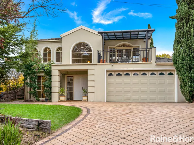 Extravagant Entertainer with Family Focus