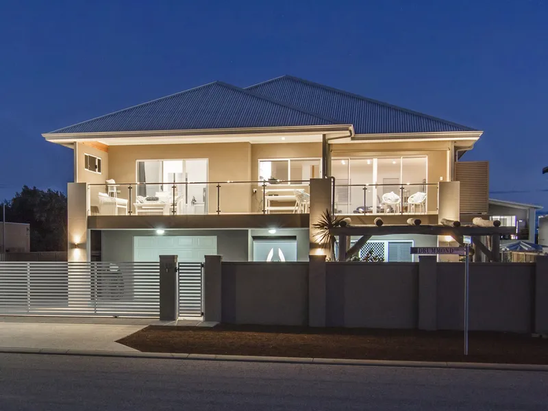 Agent will be onsite for inspections all over EASTER. Call Kris to make a time!