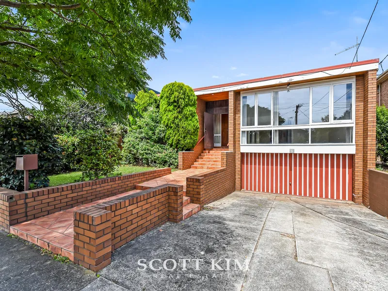 Renovate or Build in the Caulfield South Primary Catchment