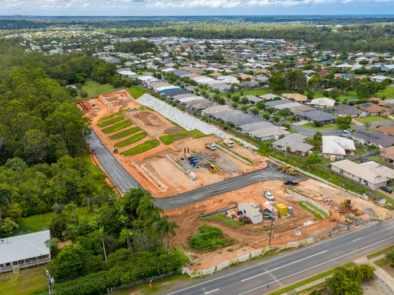 Large Block Close To The Heart of Narangba 