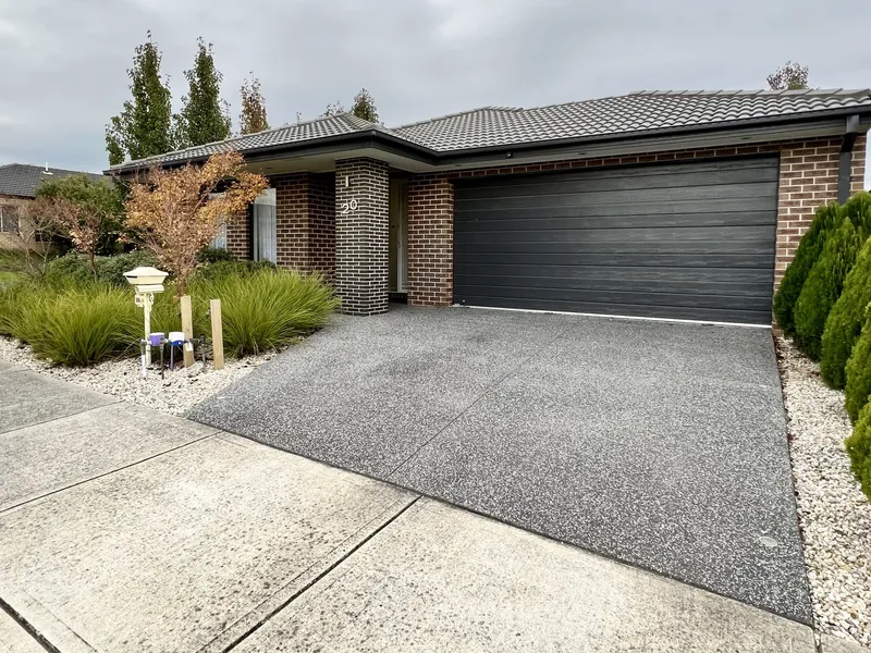 Modern 3 Bedroom Home In Clyde North