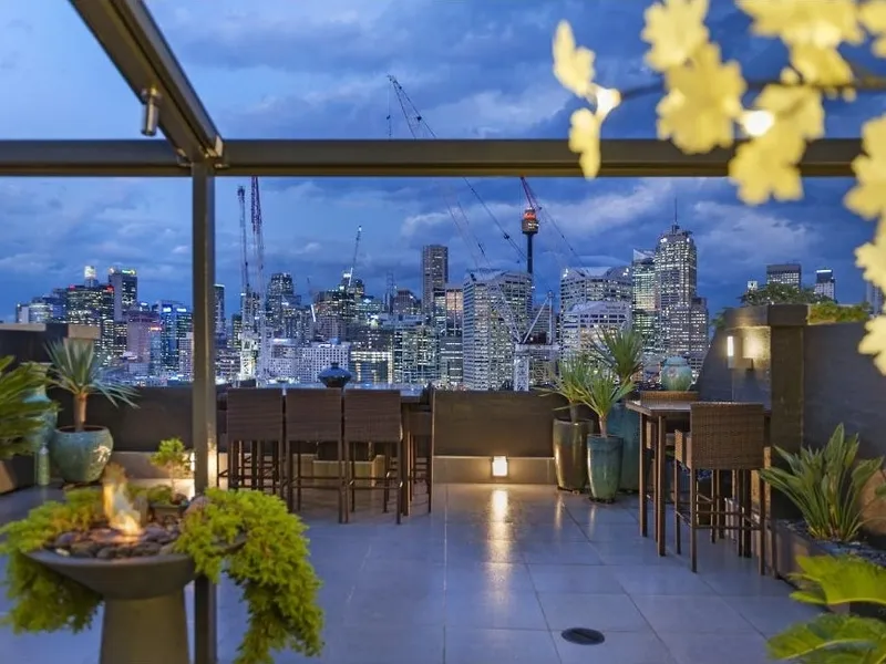A world-class harbourside penthouse