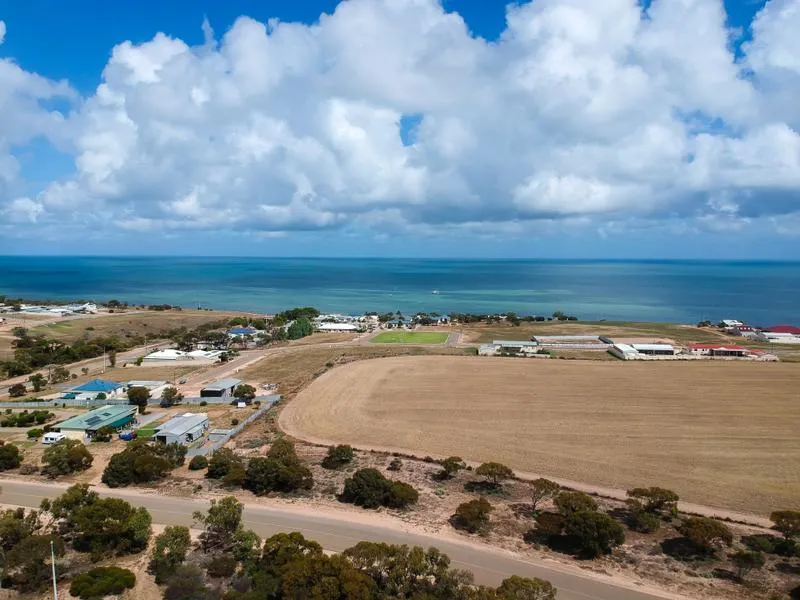 Coastal Town Getaway!