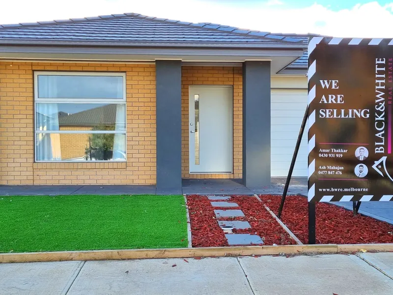 Near New Family Home for SALE in Harpley!