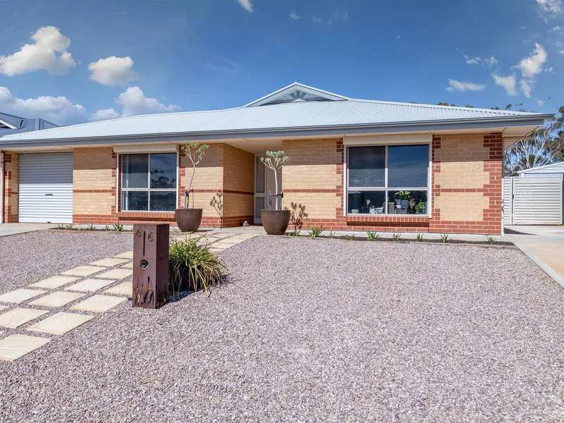 Modern Family Home - Simply Huge and Packed with Quality Features