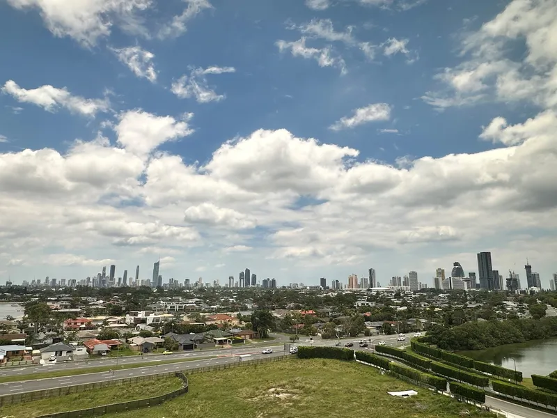 Near New Unfurnished Sub-Penthouse in Prime Location