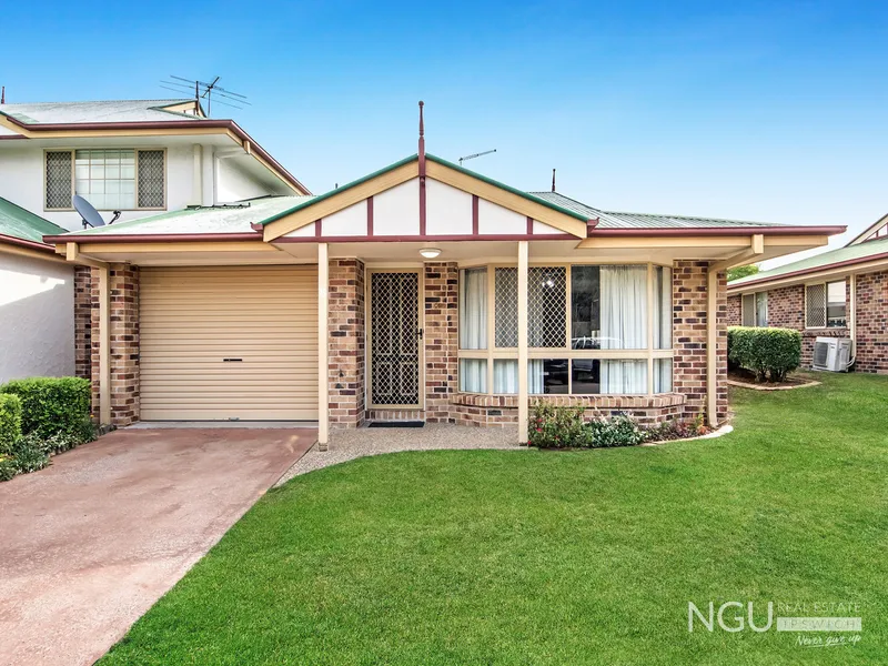 Beautiful Open Plan 2 bedroom Unit in a Secure Complex!