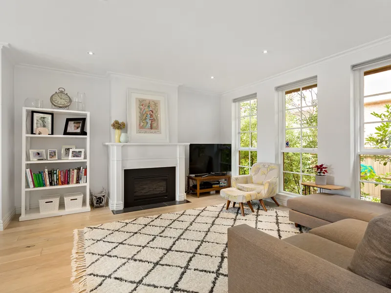 Elegant and Spacious Three Bedroom Town Residence